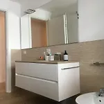 See- & Bergblick דירה